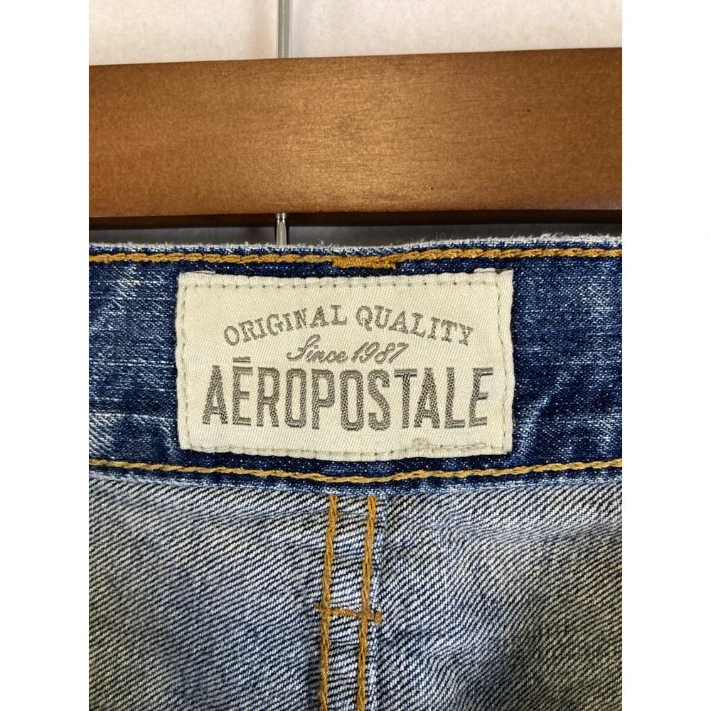 Aeropostale Essex Straight‎ Leg Jeans Womens 36x32 Blue Medium Wash Button Fly
